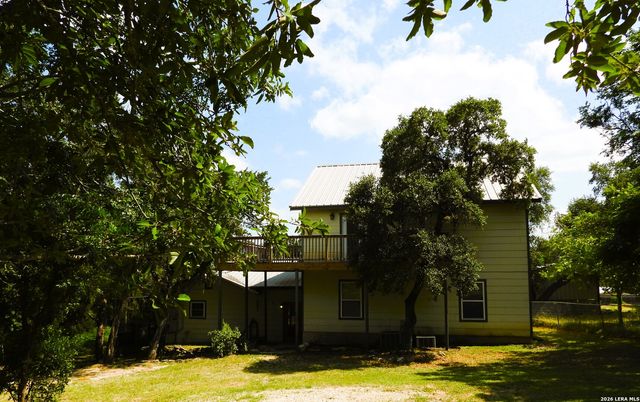 155 SCENIC CIRC., Lakehills, TX 78063