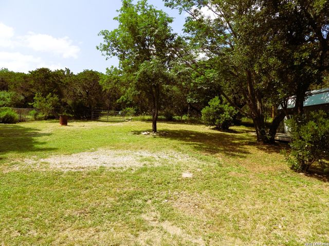 155 SCENIC CIRC., Lakehills, TX 78063