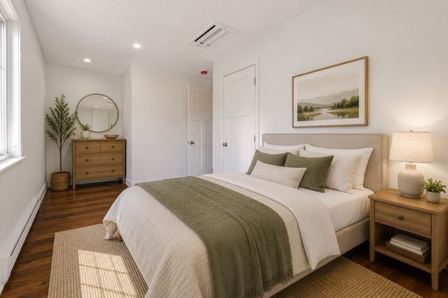 28 Hazelnut Pl, Dedham, MA 02026