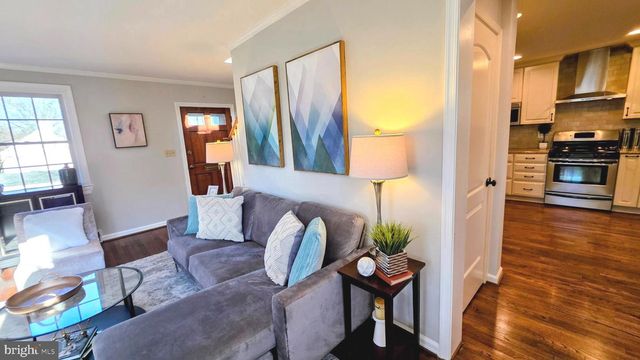 9714 NASSAU LN, Silver Spring, MD 20901