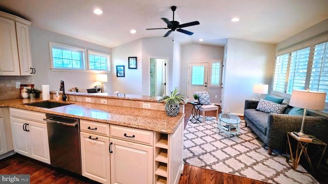 9714 NASSAU LN, Silver Spring, MD 20901