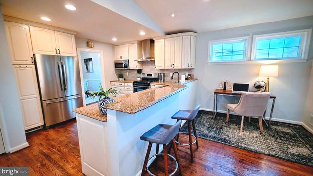 9714 NASSAU LN, Silver Spring, MD 20901