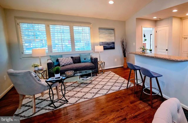 9714 NASSAU LN, Silver Spring, MD 20901