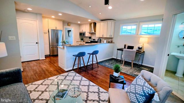 9714 NASSAU LN, Silver Spring, MD 20901