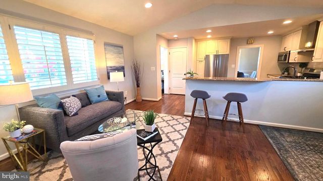 9714 NASSAU LN, Silver Spring, MD 20901