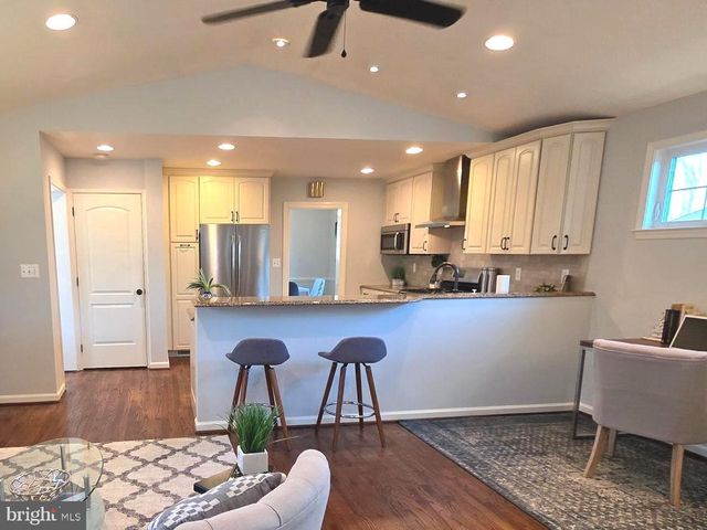 9714 NASSAU LN, Silver Spring, MD 20901