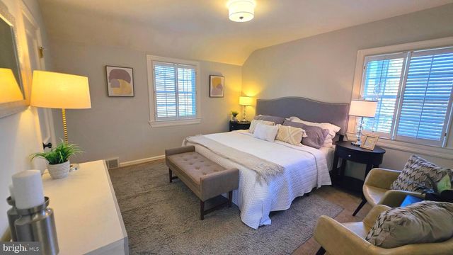 9714 NASSAU LN, Silver Spring, MD 20901