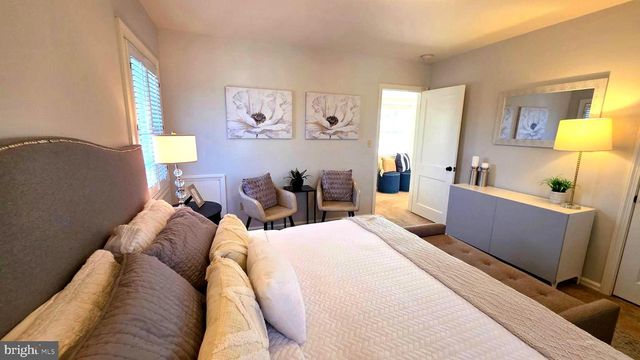 9714 NASSAU LN, Silver Spring, MD 20901