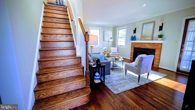 9714 NASSAU LN, Silver Spring, MD 20901