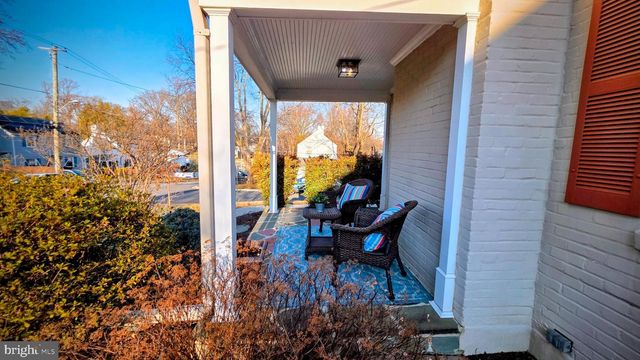 9714 NASSAU LN, Silver Spring, MD 20901