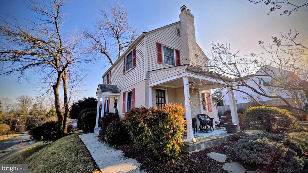 9714 NASSAU LN, Silver Spring, MD 20901