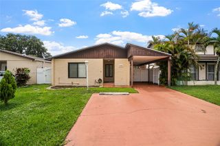 5412 NW 193rd Ln, Miami Gardens, FL 33055
