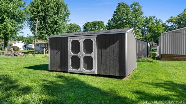 462 W Wilson Street, Paoli, IN 47454