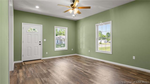 462 W Wilson Street, Paoli, IN 47454
