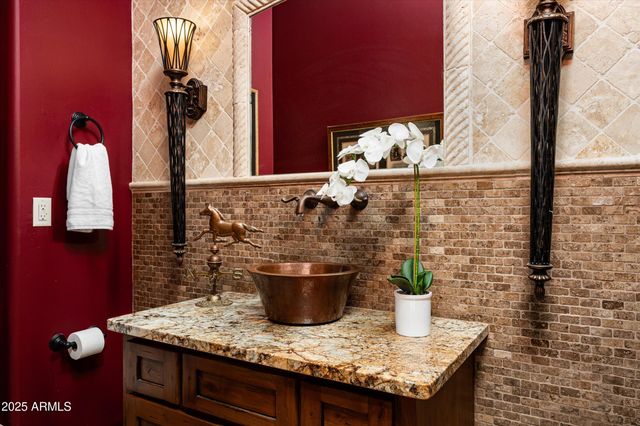 15123 E MONUMENT Road, Scottsdale, AZ 85262