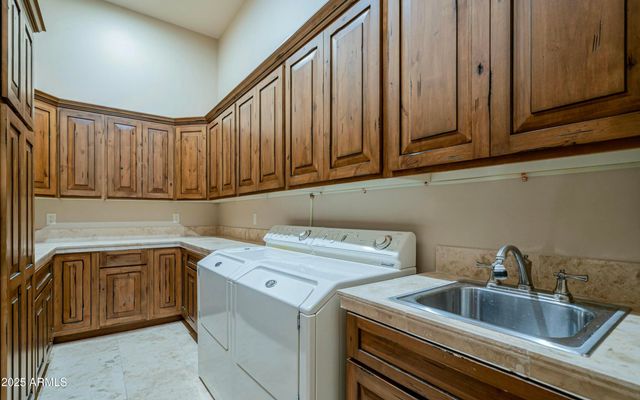 15123 E MONUMENT Road, Scottsdale, AZ 85262