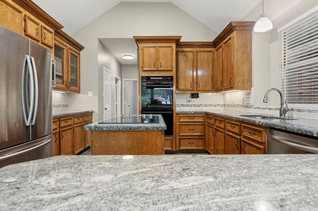 15423 Willis Way, Conroe, TX 77384