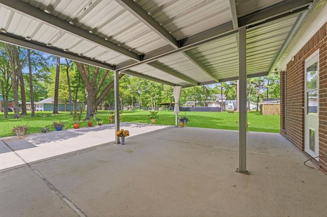 15423 Willis Way, Conroe, TX 77384