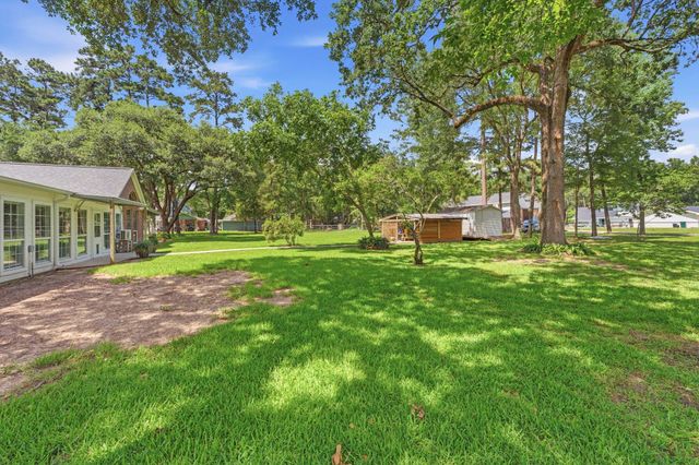 15423 Willis Way, Conroe, TX 77384