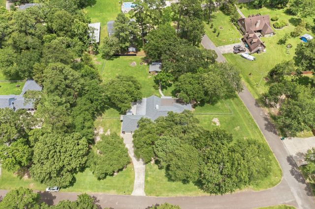 15423 Willis Way, Conroe, TX 77384