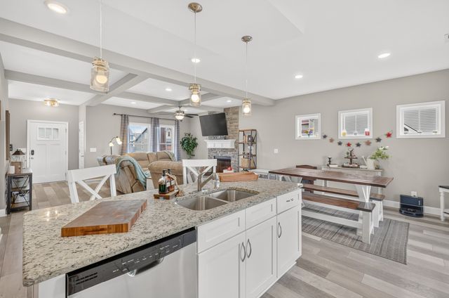313 Piedmont Pl, Clarksville, TN 37043
