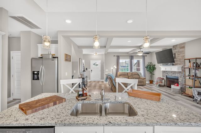 313 Piedmont Pl, Clarksville, TN 37043