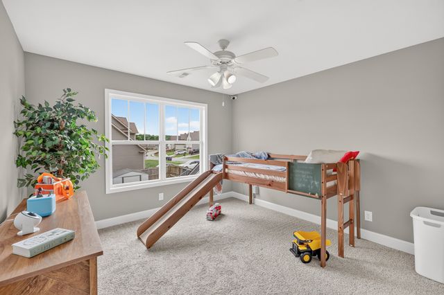 313 Piedmont Pl, Clarksville, TN 37043