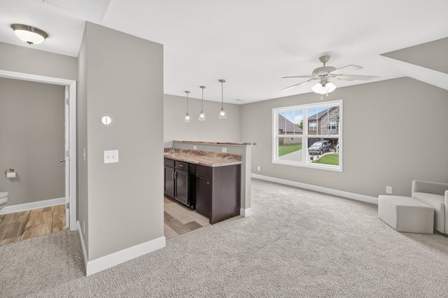 313 Piedmont Pl, Clarksville, TN 37043