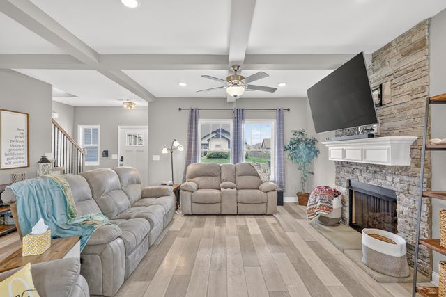 313 Piedmont Pl, Clarksville, TN 37043