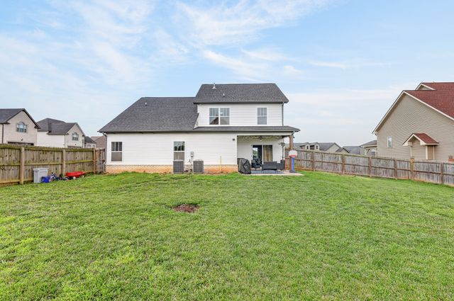 313 Piedmont Pl, Clarksville, TN 37043