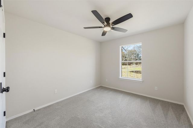 130 Spring Lake Circle, Waxahachie, TX 75167