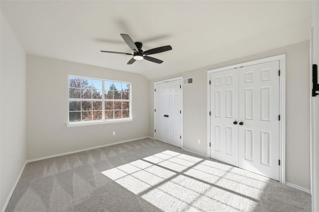 130 Spring Lake Circle, Waxahachie, TX 75167