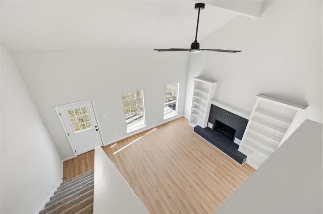 130 Spring Lake Circle, Waxahachie, TX 75167