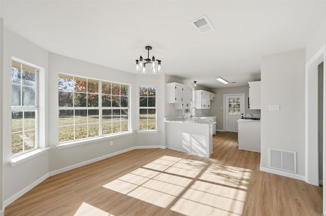 130 Spring Lake Circle, Waxahachie, TX 75167