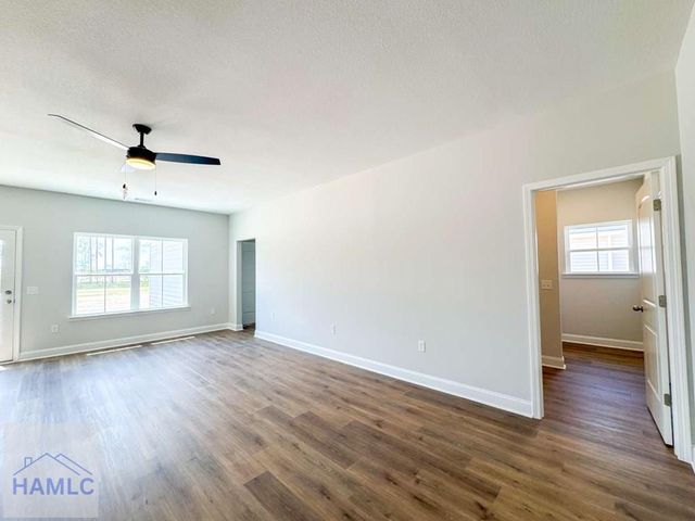 126 Calhoun Way NE, Ludowici, GA 31316