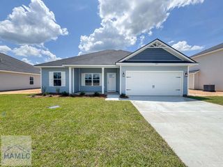 126 Calhoun Way NE, Ludowici, GA 31316