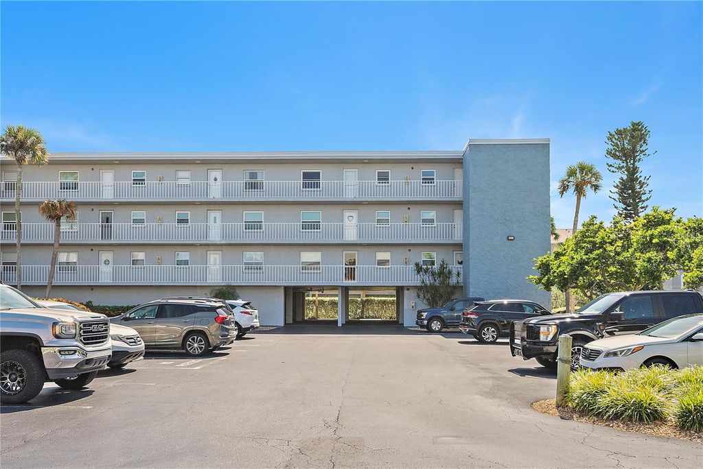 719 PINELLAS BAYWAY S 311, Tierra Verde, FL 33715