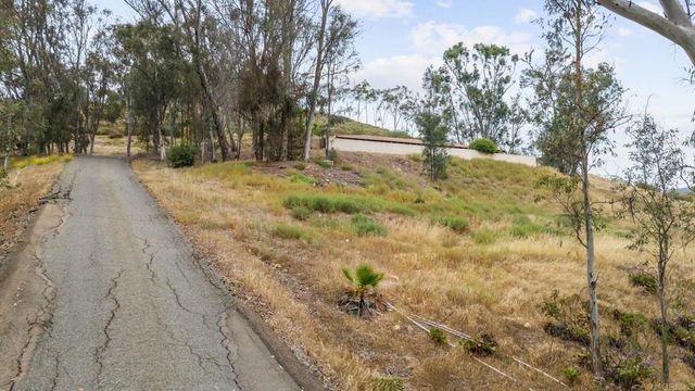 8130 Harmony Grove Road, Escondido, CA 92029