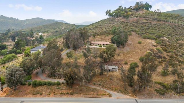 8130 Harmony Grove Road, Escondido, CA 92029