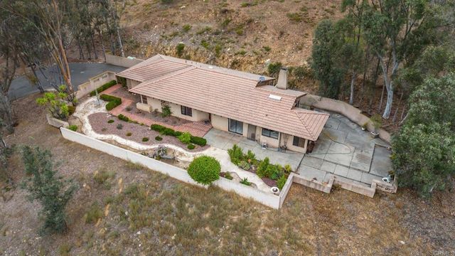 8130 Harmony Grove Road, Escondido, CA 92029