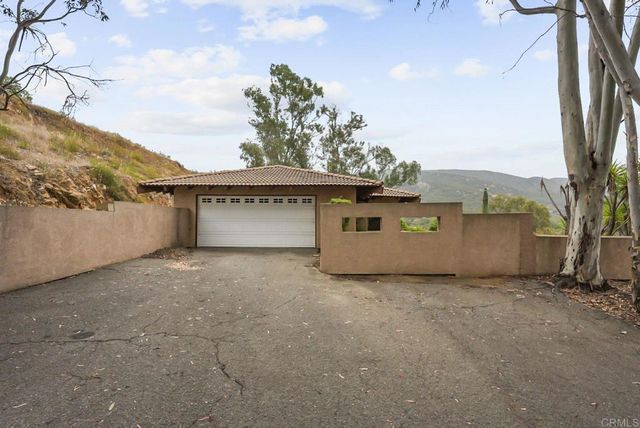 8130 Harmony Grove Road, Escondido, CA 92029