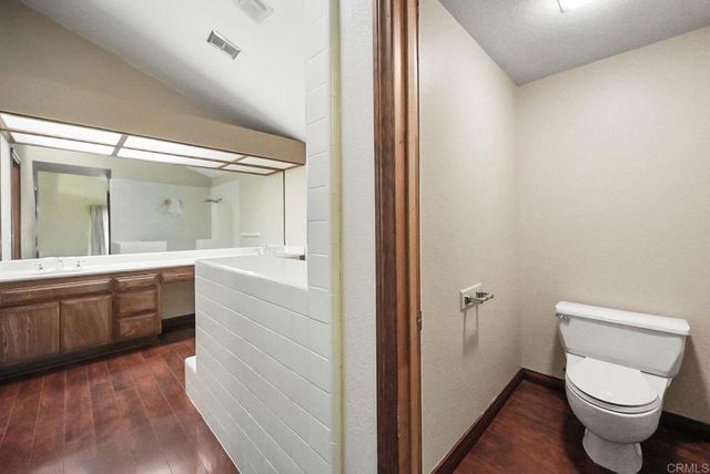 8130 Harmony Grove Road, Escondido, CA 92029