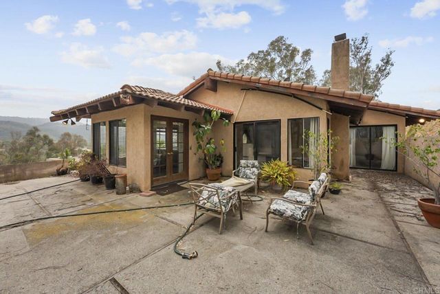 8130 Harmony Grove Road, Escondido, CA 92029