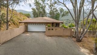 8130 Harmony Grove Road, Escondido, CA 92029