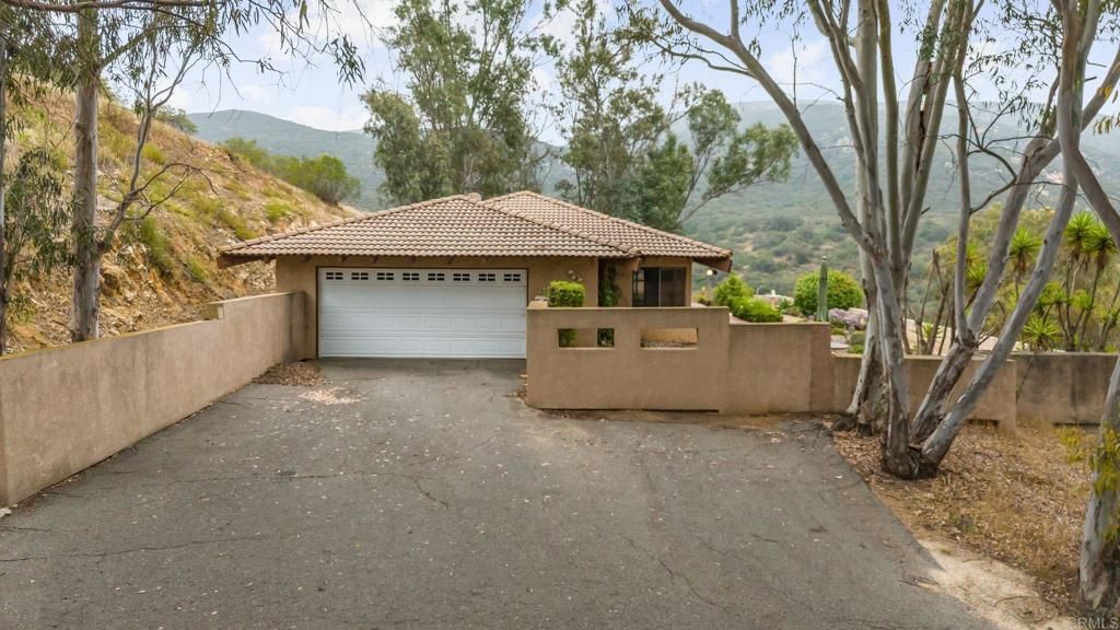 8130 Harmony Grove Road, Escondido, CA 92029