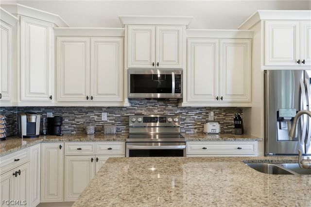 5309 SW 19th PL, Cape Coral, FL 33914