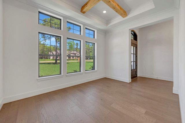 7741 Dog Wood Acres Drive, Montgomery, TX 77316