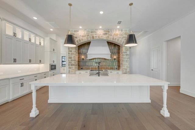 7741 Dog Wood Acres Drive, Montgomery, TX 77316