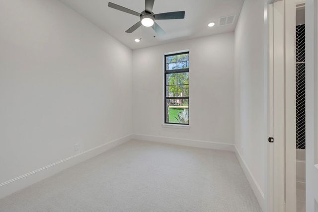 7741 Dog Wood Acres Drive, Montgomery, TX 77316