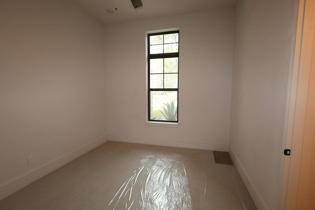 7741 Dog Wood Acres Drive, Montgomery, TX 77316